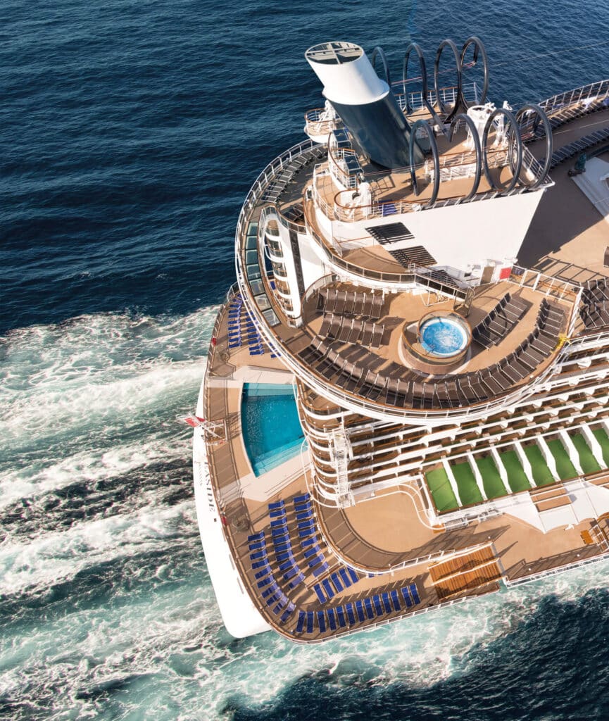 South Beach Pool, piscina in fondo alla MSC Seaside