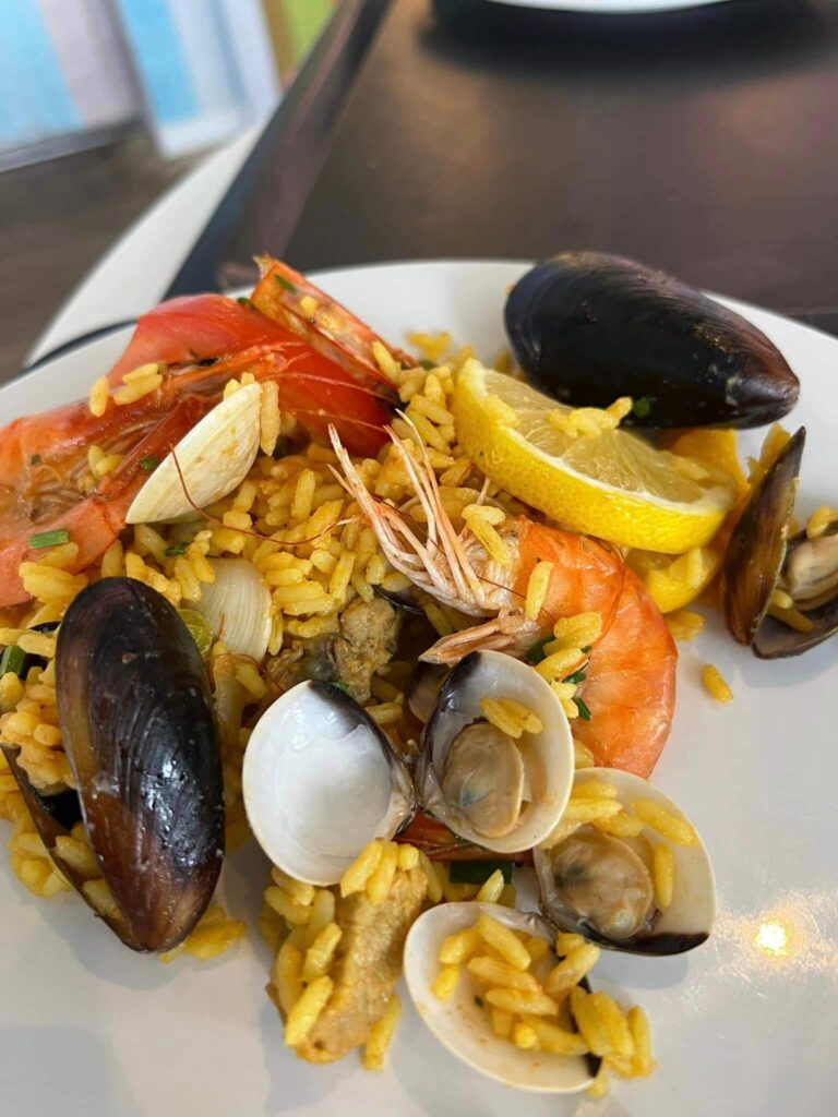 paella al buffet di Costa Fortuna